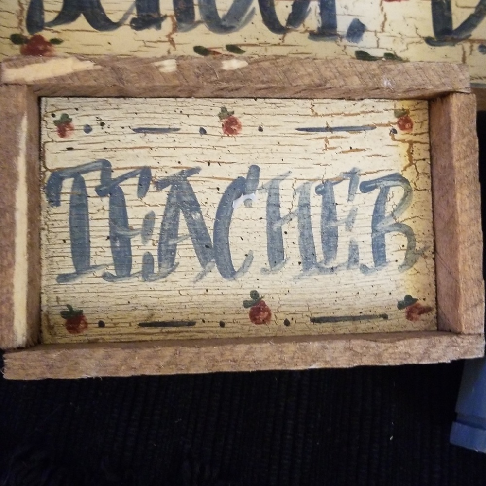 SCHOOLDAZE 3 PC. Teachers Set. - Picture 3 of 5